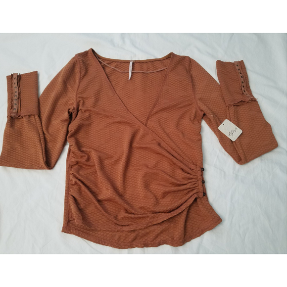 Free People NWT Rusty Orange Sz M Splice Front Wide Cuff Long Sleeve Top - Picture 2 of 12